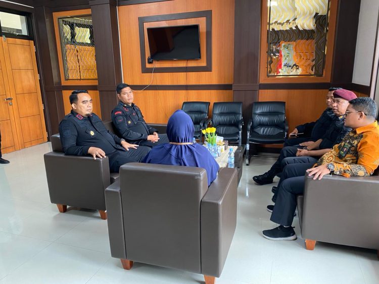 Kalapas Dharmasraya Gelar Kunjungan Strategis ke Pengadilan Negeri Pulau Punjung, Perkuat Sinergi Hukum