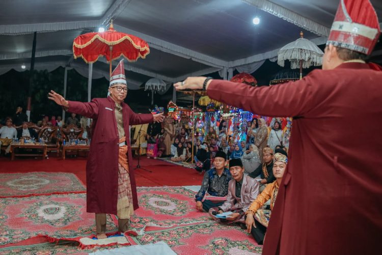 Cangget Turun Mandei di Lampung Timur: Simbol Pelestarian Adat dan Penguatan Identitas Daerah