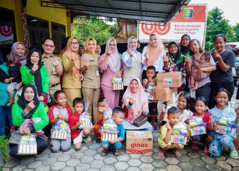 Heboh! Tim Pembina Posyandu Lampung Salurkan Bantuan Susu, Dukung Gerakan Nasional Cegah Stunting