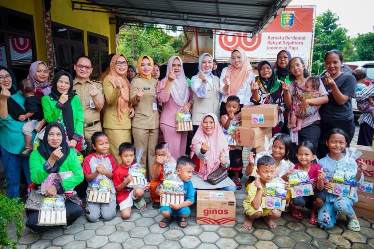 Heboh! Tim Pembina Posyandu Lampung Salurkan Bantuan Susu, Dukung Gerakan Nasional Cegah Stunting