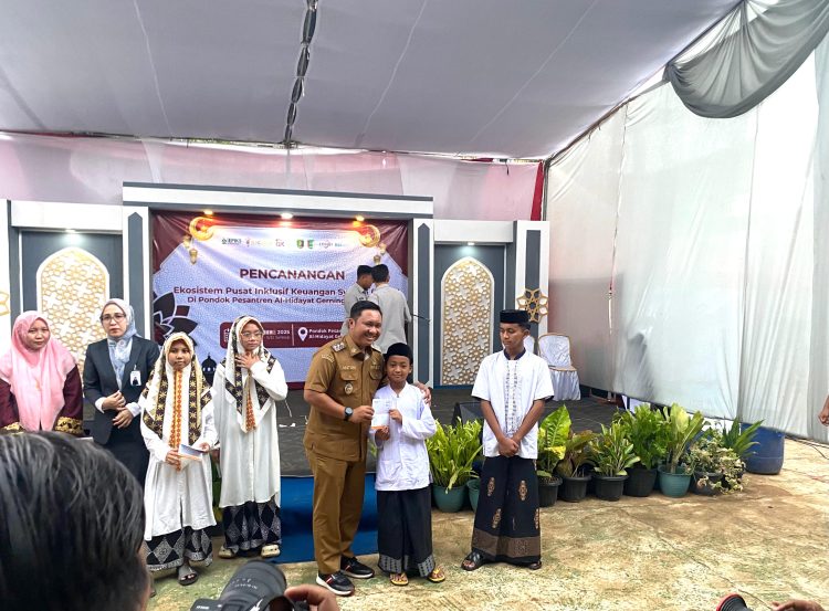 Pesawaran Luncurkan Ekosistem Keuangan Syariah di Pesantren, Santri Didorong Mandiri dan Peduli Lingkungan