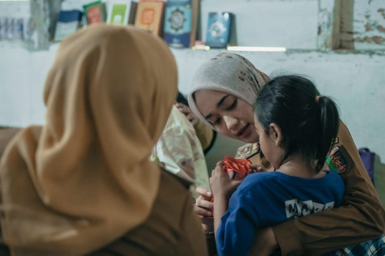 Wagub Jihan Turun Tangan! Kasus Ibu Rantai Anak di Mesuji Bongkar Realitas Tragis Kemiskinan dan Kesehatan