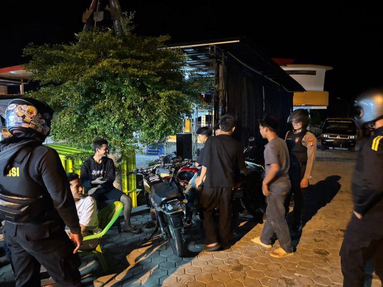 Patroli Perintis Presisi Polres Tanggamus Gempur Balap Liar di Gisting, Warga Minta Kegiatan Ditingkatkan!