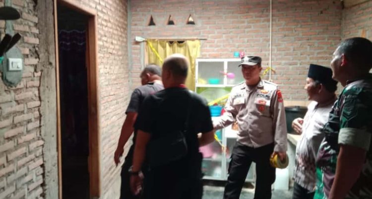 Misteri Warga Dusun Jualang Tanggamus Ditemukan Meninggal di Rumah, Polisi dan Inafis Turun Tangan