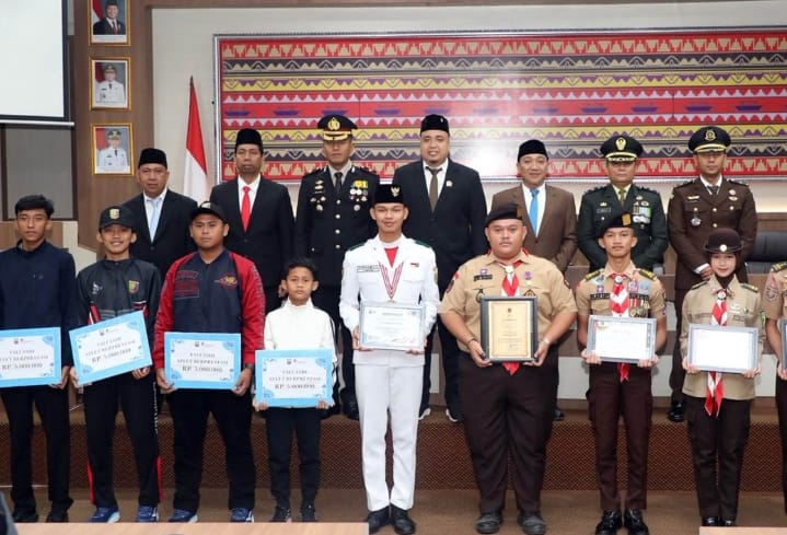 Hujan Deras Tak Surutkan Semangat, Pemkab Lampung Selatan Peringati Hari Sumpah Pemuda Ke-97 dengan Upacara Penuh Makna