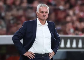 Stadion Cahaya Jadi Saksi Perjuangan Jose Mourinho dan Benfica di Liga Champions