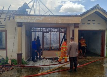 Rumah Kosong di Pringsewu Ludes Terbakar: Diduga Akibat Korsleting Listrik, Kerugian Capai Rp100 Juta