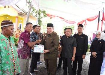 Bupati Tanggamus Bagikan Alsintan untuk 50 Kelompok Tani, Target Swasembada Pangan Makin Dekat!