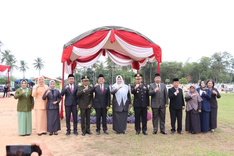 Upacara Hari Pahlawan 2025 Kabupaten Pringsewu: Ziarah, Tabur Bunga, dan Pesan Semangat untuk Generasi Muda