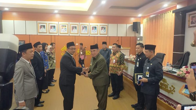 Bupati Tanggamus Moh. Saleh Asnawi Lantik Pejabat dan PPPK, Tegaskan Revolusi Birokrasi dan Budaya Kerja “Jalan Lurus”