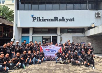 IJP Lampung Pelajari Resep Bertahan Media Cetak Saat Kunjungi Pikiran Rakyat Bandung