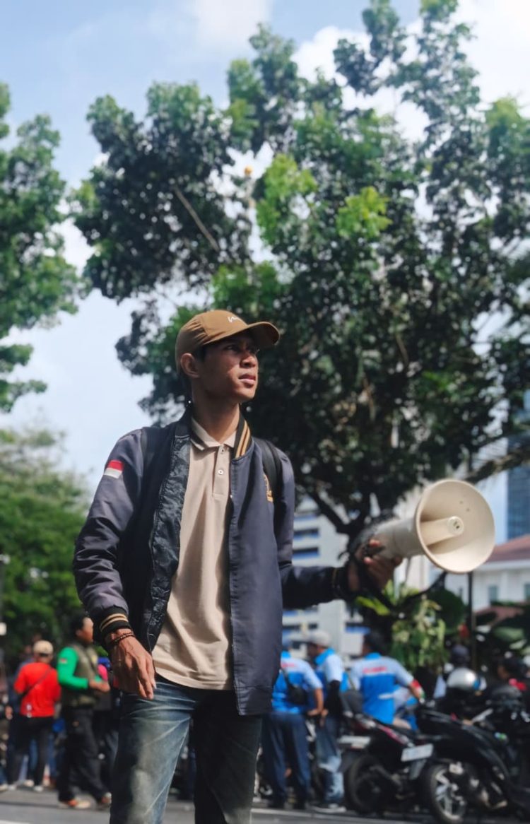 Sorotan Terhadap Kinerja Menteri Kehutanan Saat Bencana Sumatera