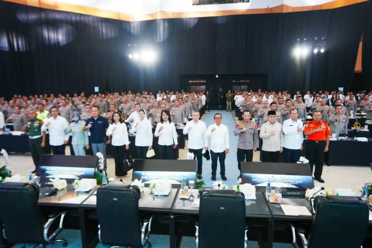 Kapolri Pimpin Rakor Lintas Sektoral, Fokus Sinergi Pengamanan Nataru