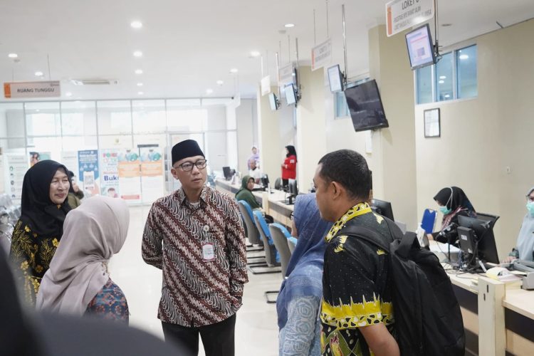 Hari Pertama 2026, Gubernur Lampung Sidak ASN