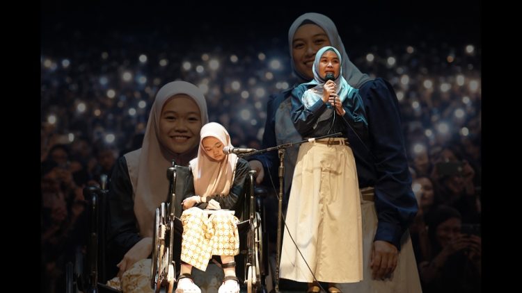 Dari Keterbatasan ke Panggung Sastra: Perjalanan Fitria Novita Rahma Menghidupkan Puisi