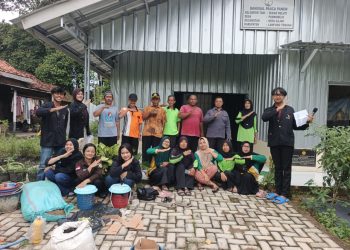 Edukasi Lingkungan di Purworejo, Mahasiswa ITERA Olah Sampah Jadi Kompos