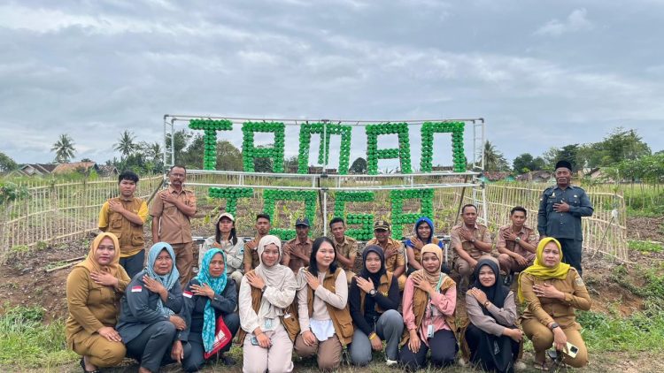 KKN ITERA Kelompok 132 Perkuat Kepedulian Lingkungan melalui Taman TOGA dan Ecobrick