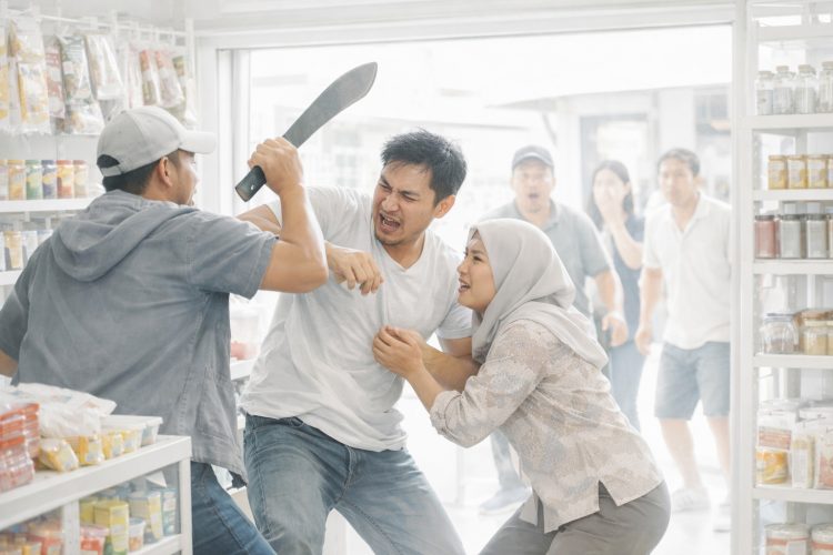 Pembacokan di Lampung Selatan, Suami Istri Dilarikan ke RS Bob Bazar