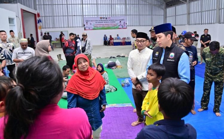 Bupati Egi dan Wabup Syaiful Tinjau Banjir Jati Agung, Pastikan Penanganan Darurat