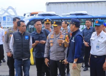 Antisipasi Lonjakan Pemudik, Kapolda Lampung Inspeksi Pelabuhan Bakauheni