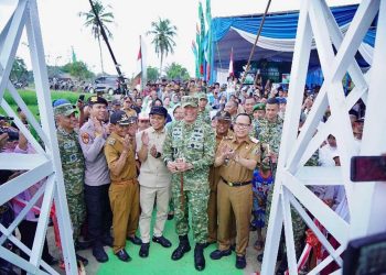 Bupati Pringsewu Dampingi Pangdam Resmikan Jembatan Garuda di Gadingrejo