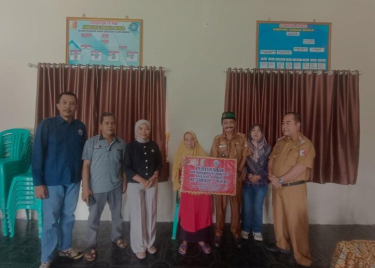 Delapan KPM Kampung Tunggal Warga Terima BLT Dana Desa Tahap I 2026