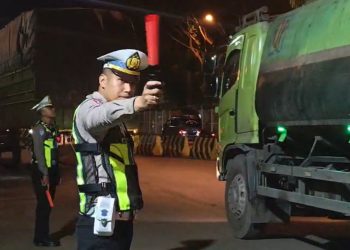 Jelang Puncak Mudik, Polisi Kawal Pemudik Motor dari Bakauheni ke Bandar Lampung