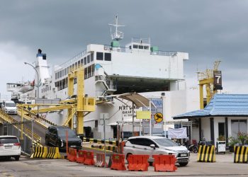 Kendaraan Arus Balik Naik 70 Persen, Penyeberangan Bakauheni–Merak Dipadati Pemudik
