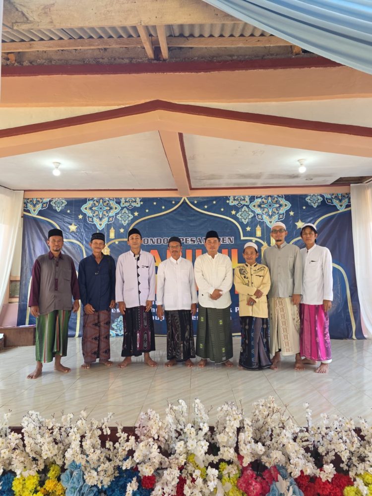 Santri Tampil Percaya Diri, Isthifalan Ponpes Sabilul Muhtadin Jadi Sorotan