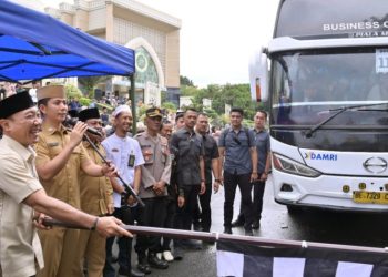 Dari Kalianda ke Tanah Suci, Ratusan Jemaah Haji Lampung Selatan Berangkat