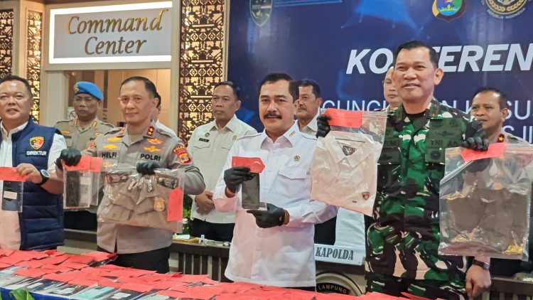 Kristomei Sianturi: Pelaku Love Scamming Gunakan Foto Editan dan AI Generator