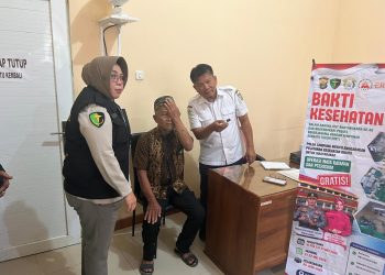 Polri Hadir untuk Masyarakat, 55 Warga Pringsewu Ikuti Program Operasi Katarak Gratis