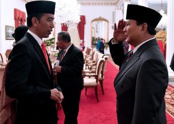 Isu Pemakzulan hingga Ekonomi Global, Prabowo Sedang Hadapi Badai Besar