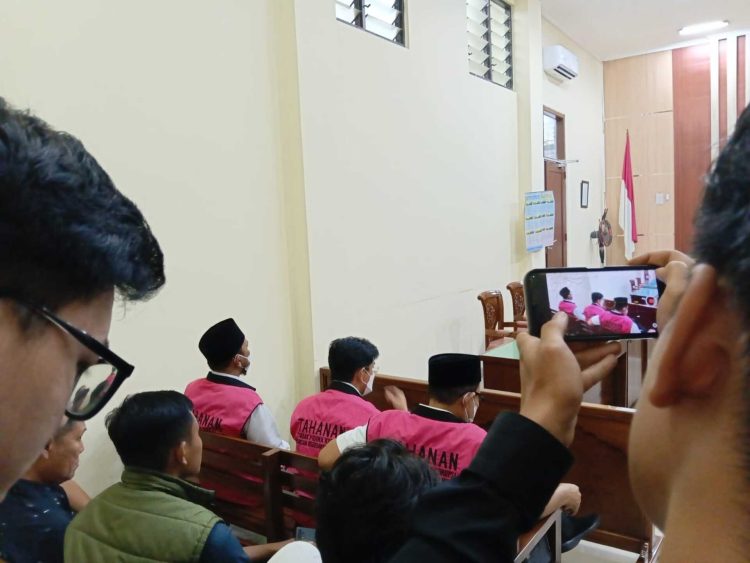 Vonis PT LEB Tanjungkarang: Heri 3 Tahun, Hermawan dan Budi 7 Tahun