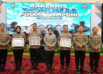Tingkatkan Profesionalisme Humas Polri, Polda Lampung Berikan Penghargaan Kinerja Terbaik 2026