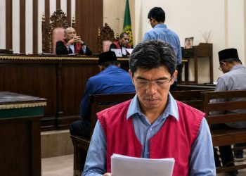 Tak Kuasa Menahan Tangis, Hermawan Eriadi Kenang Detik Kepergian Sang Ibu