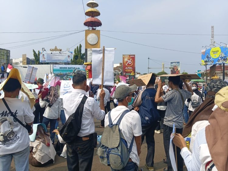 Aksi Bela MBG Menggema di Bandar Lampung, Relawan Sebut Program Bantu Ekonomi Keluarga
