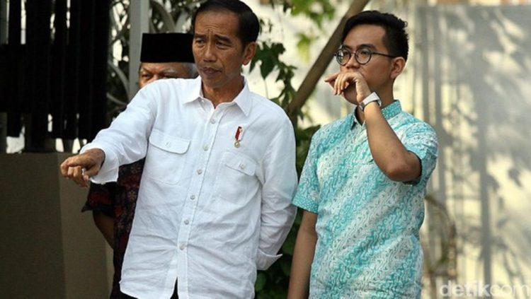 Saat Mahasiswa Berdemo, Jokowi Justru Tetap Mendapat Simpati Publik