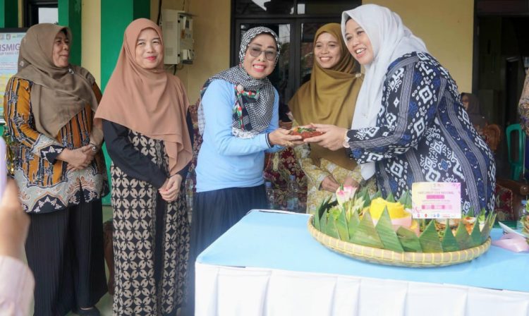 Pemkab Pringsewu Gelar Hari Lansia Nasional 2026, Umi Laila Tekankan Peran Keluarga