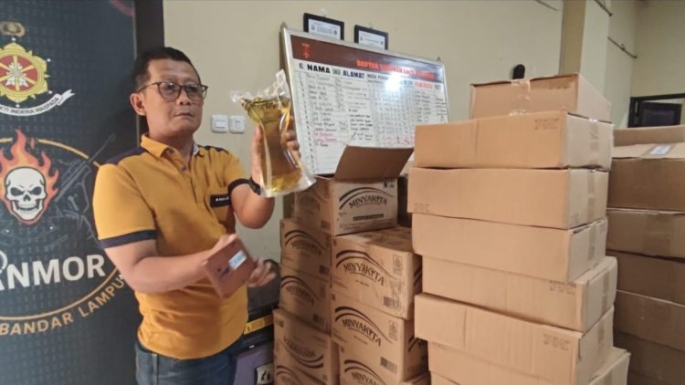 Polresta Bandar Lampung Tetapkan Dua Tersangka Penimbunan Minyakita, Sementara 6 Pelaku Beras Bulog Ditahan