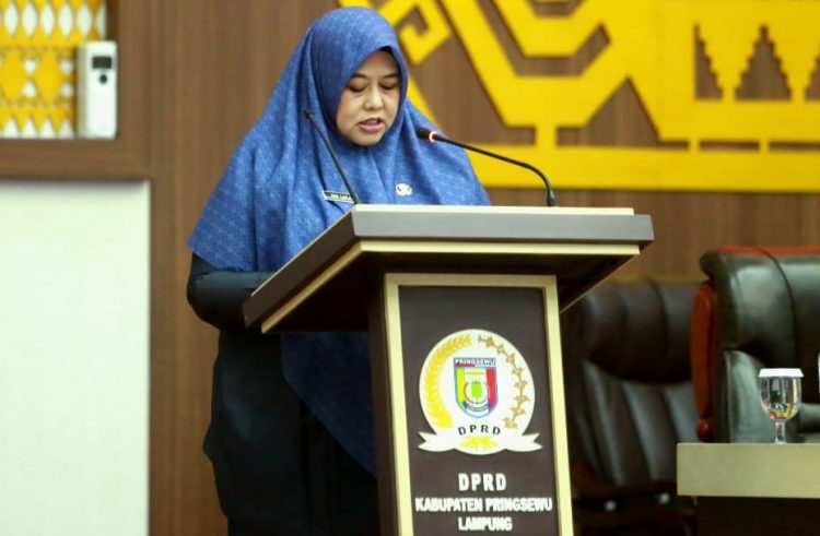 Paripurna DPRD Pringsewu, Wakil Bupati Umi Laila Apresiasi Kritik dan Saran Seluruh Fraksi