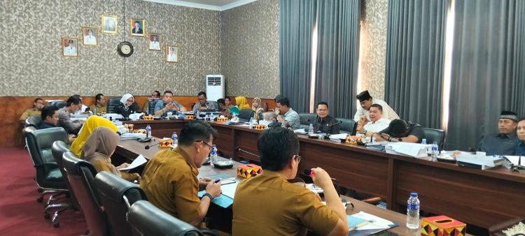 M. Muslim Soroti Pemasaran UMKM dan Minta Bantuan Alat untuk Perajin Genteng