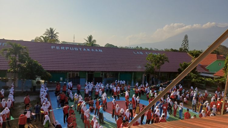Cegah Narkoba Sejak Hari Pertama Sekolah, BNNK Lampung Selatan Sasar Ribuan Siswa Baru