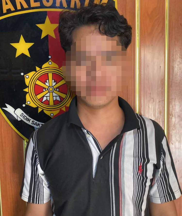 Polisi Temukan 98 Burung dalam Bagasi Hiace, Tujuannya Cikarang