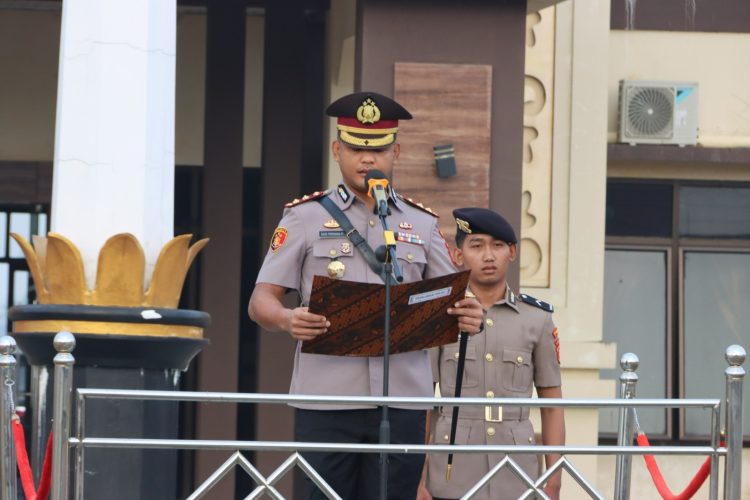 Hari Juang Polri di Pringsewu, Polisi Diminta Siap Hadapi Kejahatan Siber dan Hoaks