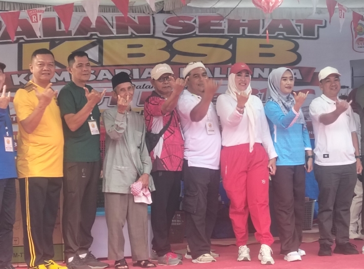 Jalan Sehat HUT RI ke-81 KBSB Kalianda Disambut Antusias Ribuan Warga