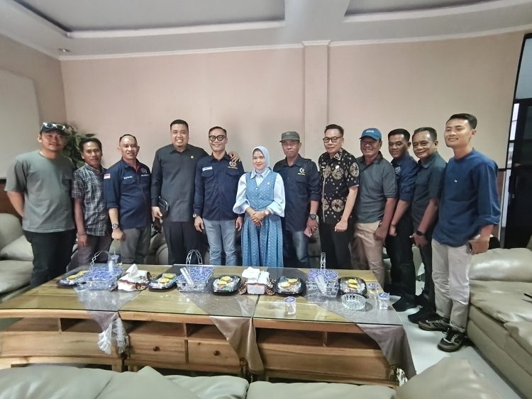 Bahas HPN dan Porwanas 2027, PWI Lampung Selatan perkuat sinergi dengan DPRD