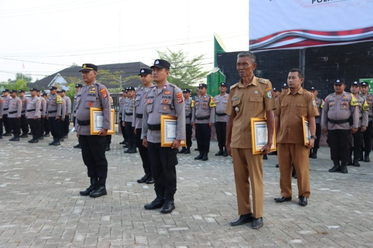 Jembatan Gantung Bumiarum Kembali Bisa Dilalui, 5 Tokoh Penggerak Dapat Apresiasi