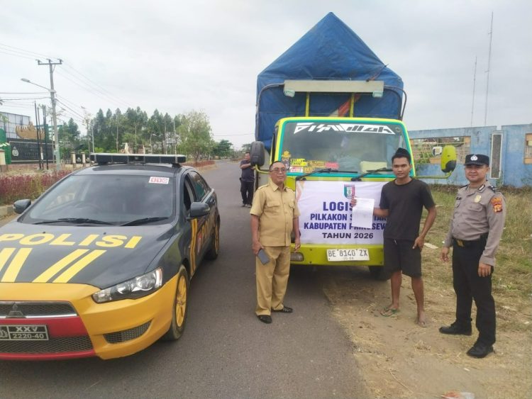 Jelang Pencoblosan 27 Oktober, Polres Pringsewu Kawal Logistik dan Ajak Warga Jaga Persatuan