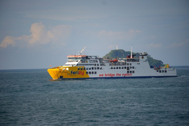 Tiga Penumpang KMP Batumandi Masih Dirawat, Layanan Express 1 Merak Pulih